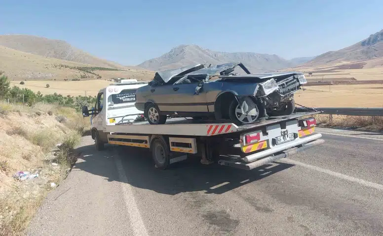 Elbistan'da Otomobil Takla Attı: 1 Yaralı