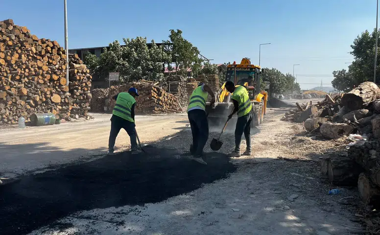 KASKİ Yeni Hal Caddesi'nde Asfalt Onarımını Sürdürüyor