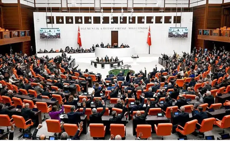 TBMM'den Aday Sürücülere Yeni Ehliyet Düzenlemesi