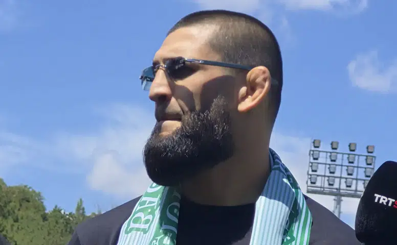 Khamzat Chimaev Karakucak Güreşleri’nde