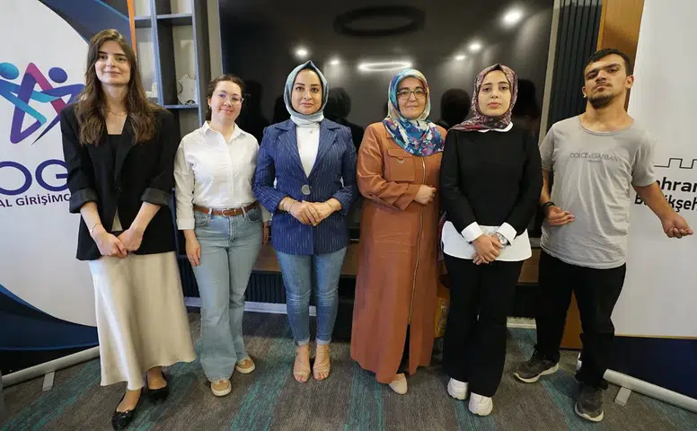 Kahramanmaraş'ta Etkili Sunum Eğitimi: Katılımcılara Sertifika Verildi