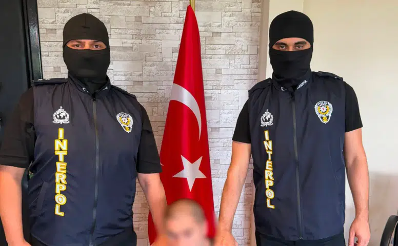 Kırmızı bültenle aranan 7 isim Türkiye’ye getirildi