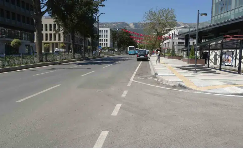Kahramanmaraş’ta Sıcaktan Kaçanlar Oraya Sığındı