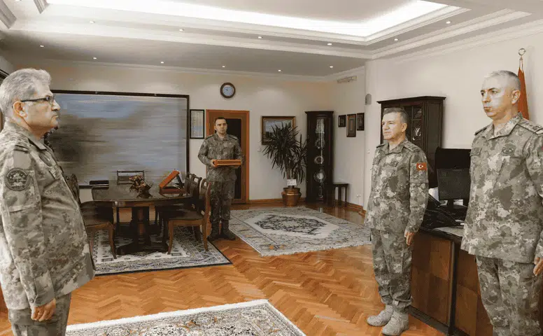 Komşu Şehirde 2’nci Ordu’da Devir Teslim