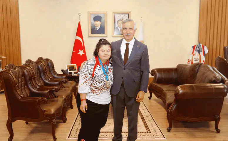 Dünya Şampiyonu Kahramanmaraş'ı Onurlandırdı