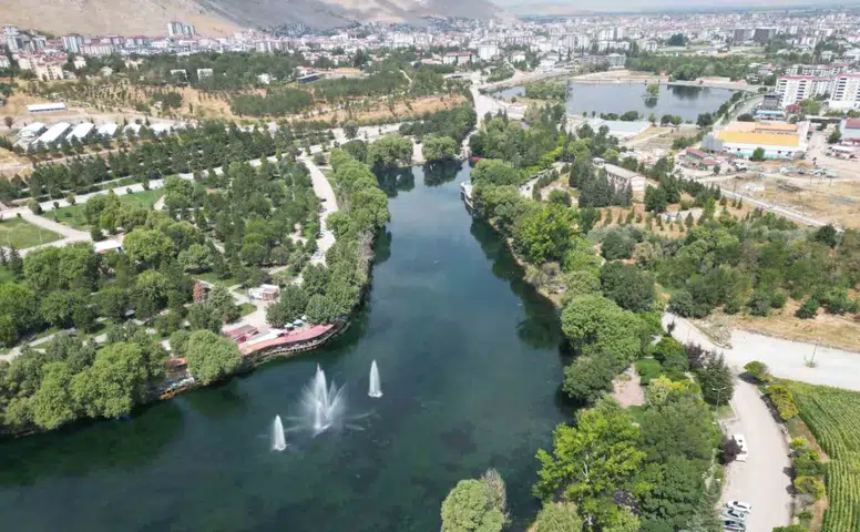 Ceyhan’ın Kaynağı Pınarbaşı Doğasıyla Büyülüyor
