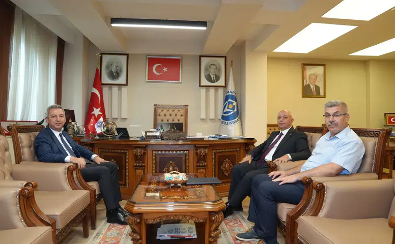İstiklal Bilim ve Teknoloji Üniversitesi’nde Rektörler Buluştu