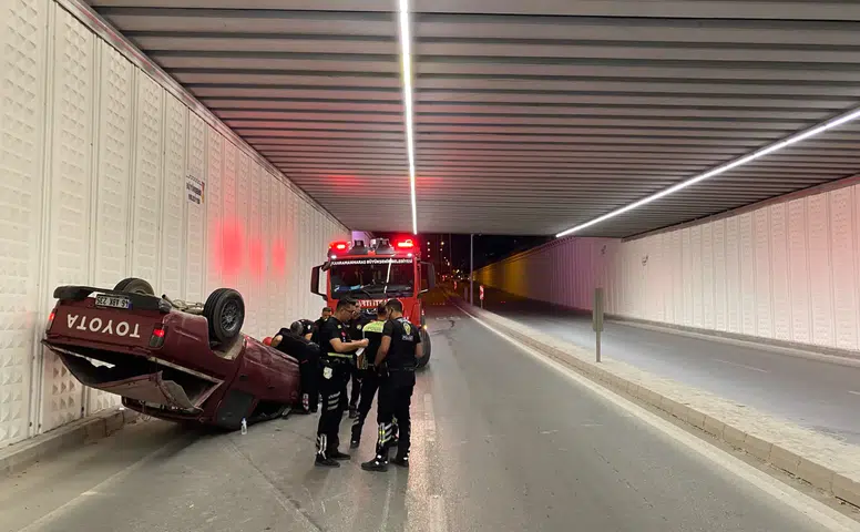 Kahramanmaraş'ta Alt Geçitte Kaza: 2 Yaralı!