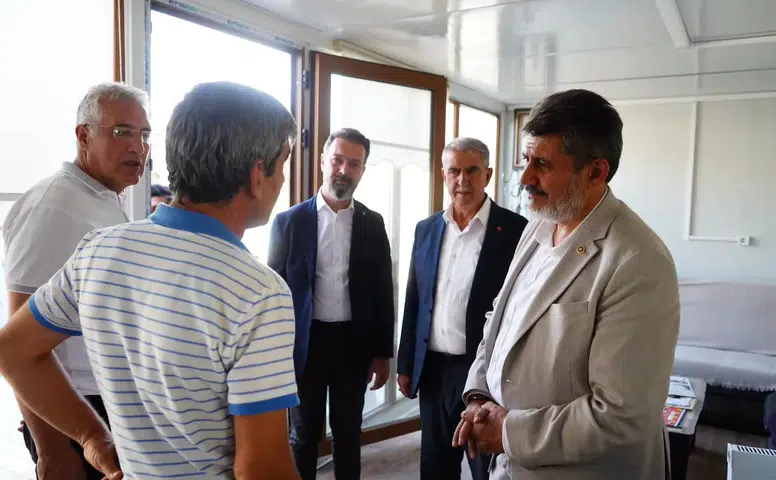 Milletvekili Debgici Ekinözü’nde Esnafı Dinledi