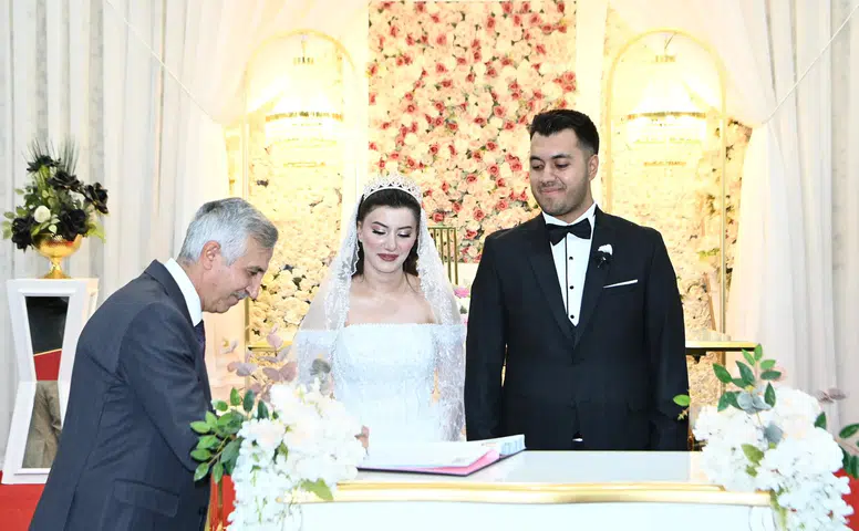 Vali Ünlüer, Şehit İlhan Güleç'in Kızının Düğün Törenine Katıldı