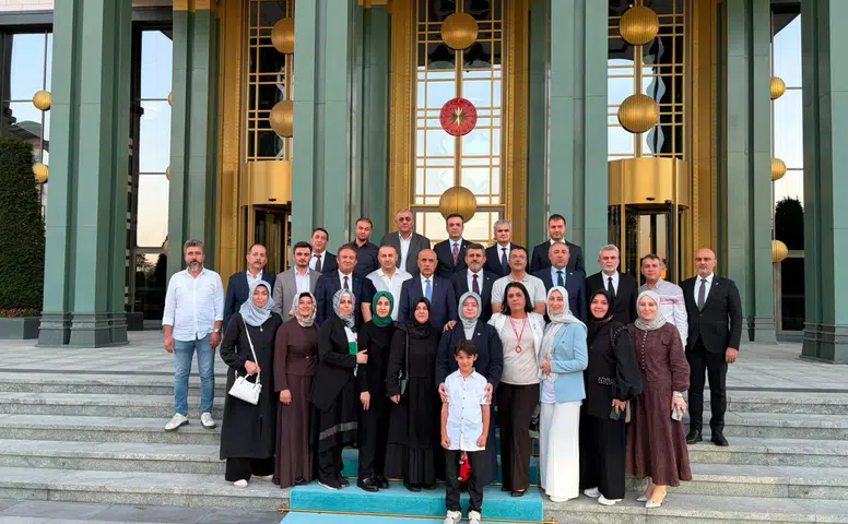 Erdoğan, Ayser Çalık Ailelerini Külliye’de Ağırladı