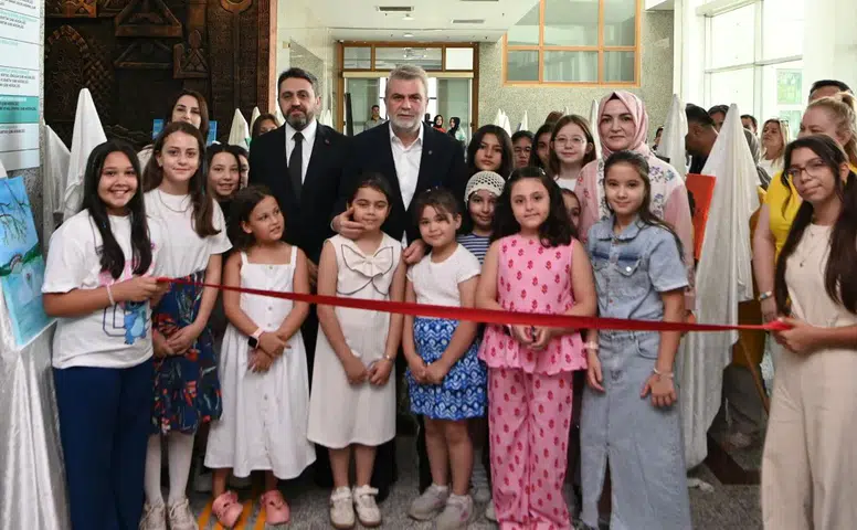 Kahramanmaraş’ta Minik Ressamların Eserleri Sergilendi
