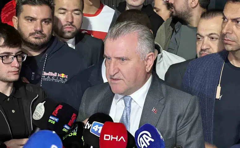 Bakan Bak Fransa Maçını Değerlendirdi: Bizim Çocuklar İyi İşler Yapmaya Devam Edecek