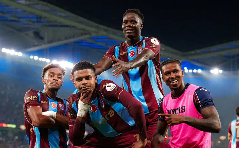Trabzonspor Galatasaray’ı Dağıttı: Dev Maçta 4-0’lık Zafer