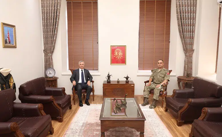 Vali Ünlüer’den Tuğgeneral Hakan Kan’a Hayırlı Olsun Ziyareti