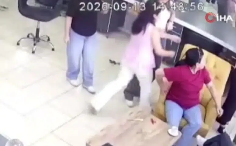 Saç Kesimi Tartışması Baskına Dönüştü