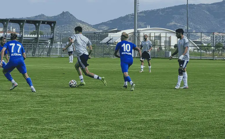 Onikişubatspor Sultanbeyli’yi 2-0 mağlup etti