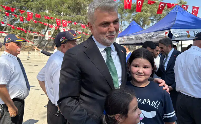 Fırat Görgel Öğrencilerin İlk Gün Heyecanına Ortak Oldu