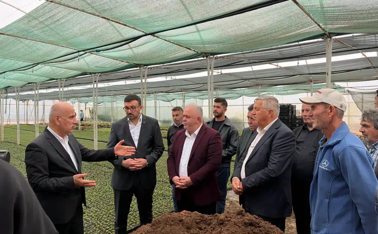 Vahit Kirişci Kızılcaali’de Vatandaş ve Üreticilerle Buluştu