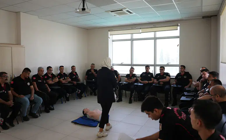 Kahramanmaraş İtfaiyesine İlk Yardım Eğitimi