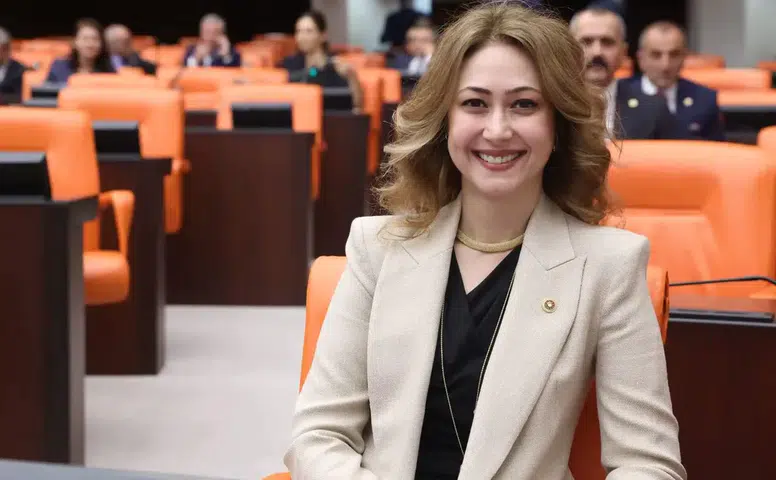 Milletvekili Karakoç’tan Öğrencilere Yeni Eğitim-Öğretim Yılı Mesajı