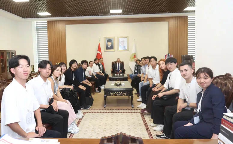 Türk-Japon Vakfı Heyetinden Kahramanmaraş Valisi Ünlüer’e Ziyaret