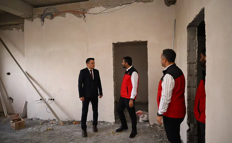 Afşin İlçe Tarım Müdürlüğü Binasında Çalışma Sürüyor