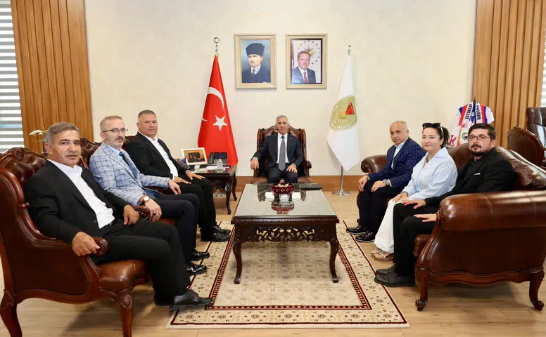 Vali Ünlüer, Muhtarlar Sendikası Heyetini Makamında Ağırladı