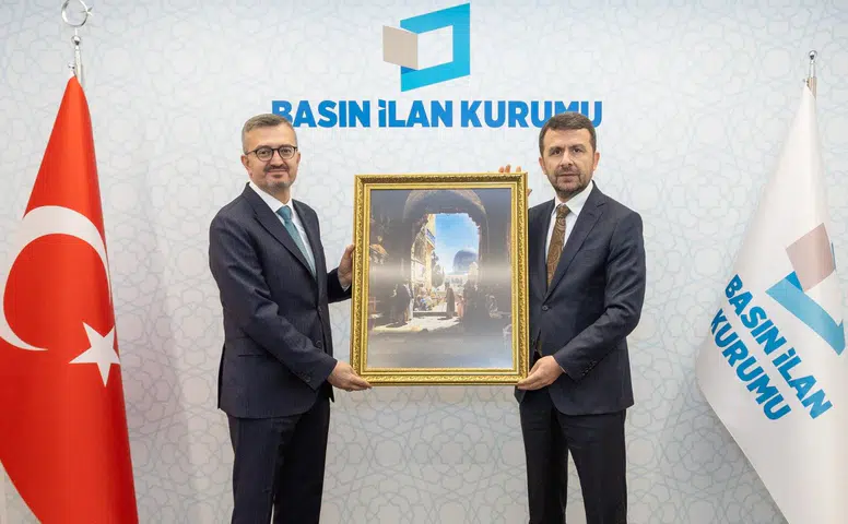 İletişim Başkanı Duran’dan Basın İlan Kurumu’na Ziyaret