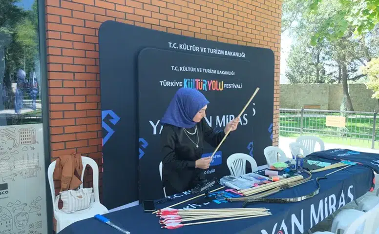 Mozaik, Okçuluk ve Aba Dokuma Festivalde