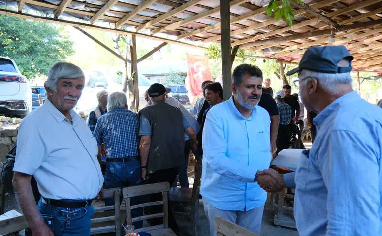 Debgici Çokak’ta Vatandaşları Dinledi