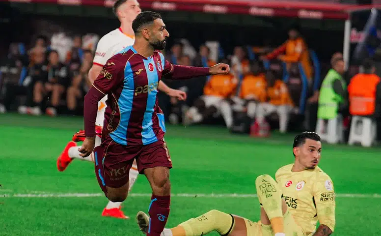 Trabzonspor İlk Yarıda Galatasaray’a Üç Gol Attı: 3-0