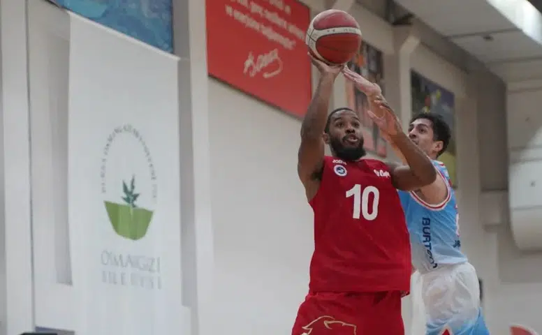 Kipaş İstiklal Basket Turnuvaya Zaferle Girdi