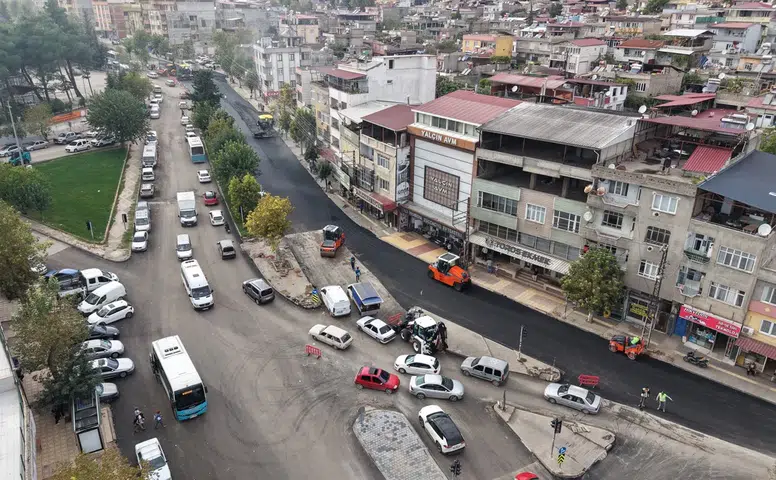 Kahramanmaraş'ta Bayazıtlı Bulvarı modernleşiyor, ulaşım konforu artıyor