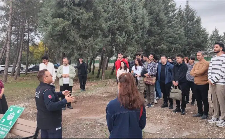 Kahramanmaraş’ta Üniversitede Deprem ve Tahliye Tatbikatı