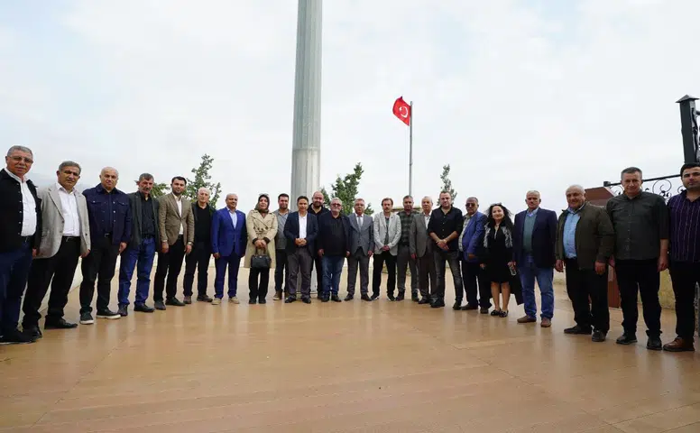 Kahramanmaraş Kalesi'nde Tarih Sohbeti: Muhtarlar Şehrin Mirasını Keşfetti