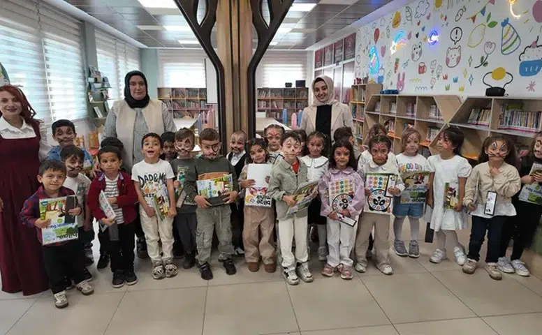 Kahramanmaraş’ta çocuklar kitap ve sanatla buluştu