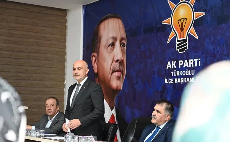 AK Parti Türkoğlu Danışma Toplantısında Teşkilat Buluşması