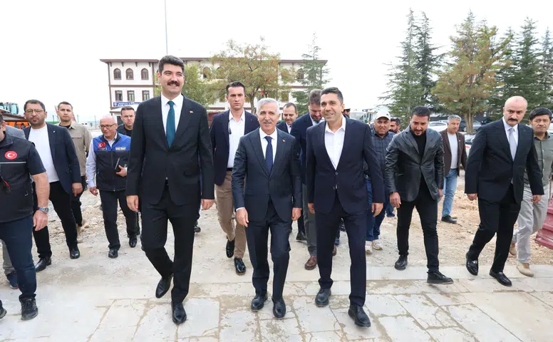 Vali Ünlüer’den Nurhak hizmet binasında inceleme