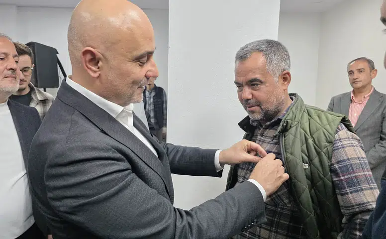 AK Parti Dulkadiroğlu Danışma Toplantısında Yeni Katılımlar