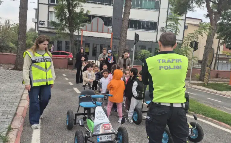 Kahramanmaraş’ta Miniklere Trafik Eğitimi