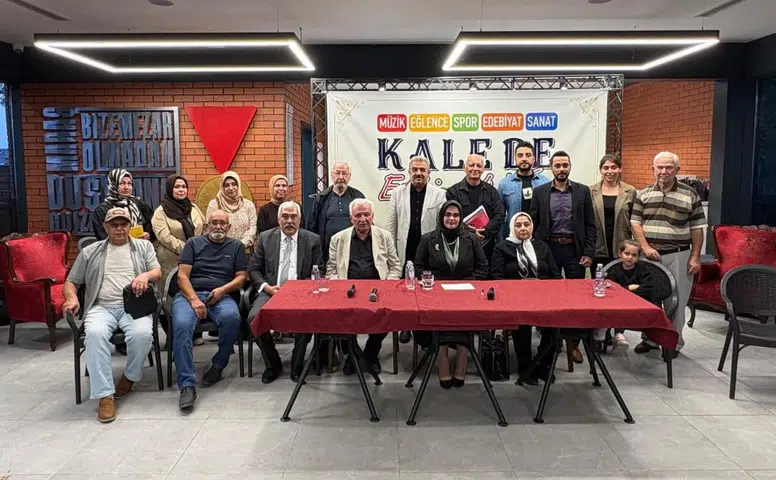 Kahramanmaraş'ta Edebiyatın Yıldızları Hacı Ali Özturan ve Âşık Yener Anıldı