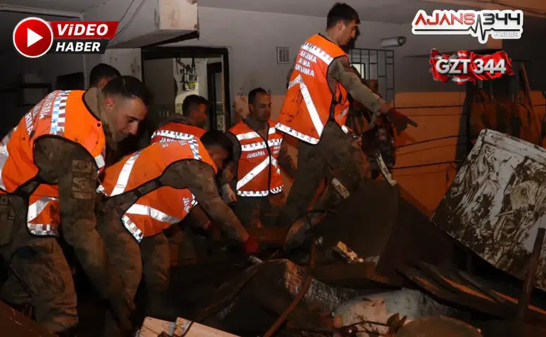 Ayazağa’da Sel Sonrası 300 Jandarmayla Gece Temizliği