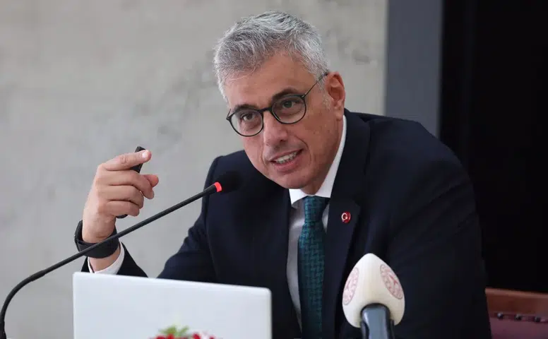 Bakan Memişoğlu’ndan Gençlerde Sigara Kullanımı Uyarısı