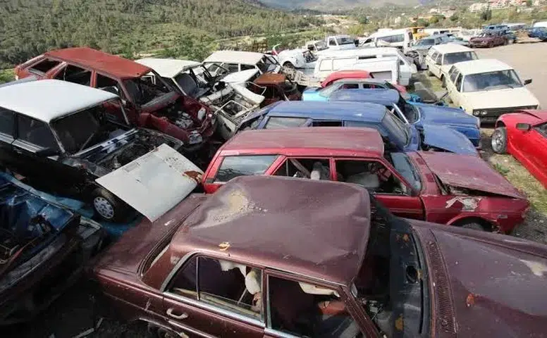 Eski araç sahiplerine müjde: Trafikte olmayan araçların vergi yükü tarihe karışıyor
