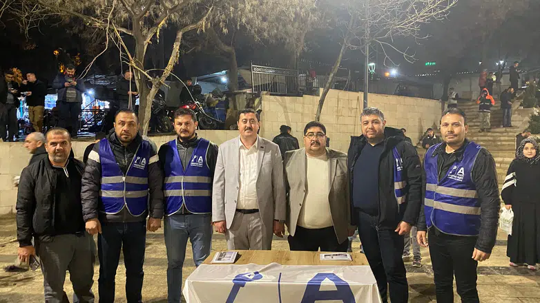 Anahtar Parti’den  Kadir Gecesi’nde Anlamlı İkram