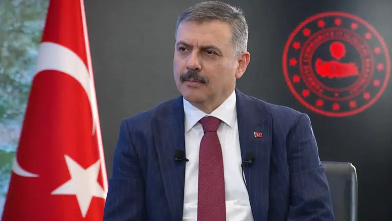 Plaka Tartışmasına Resmi Netlik Getirildi