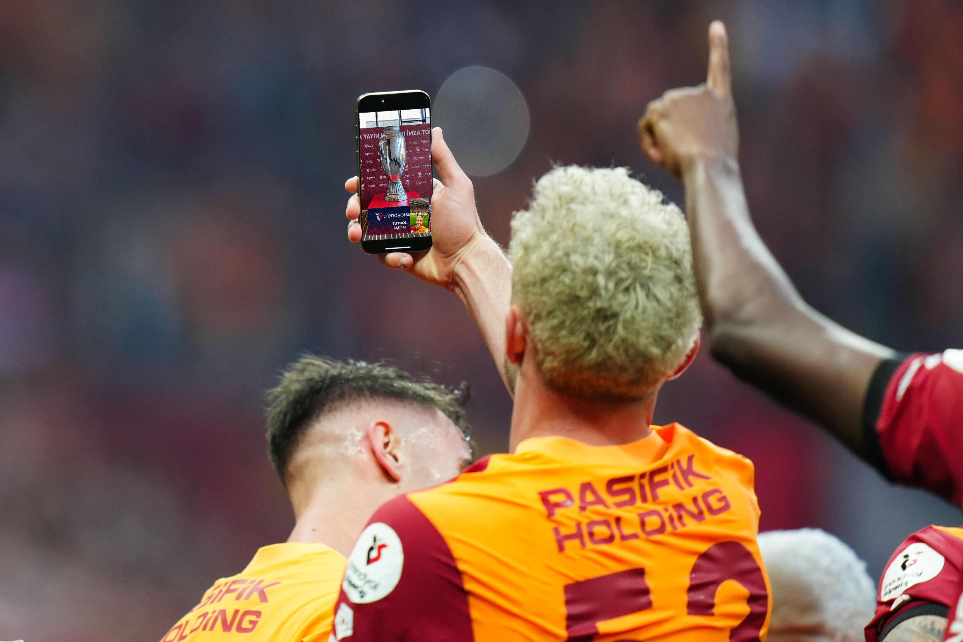 Gr P86 Hi W Q A A8 Hh8