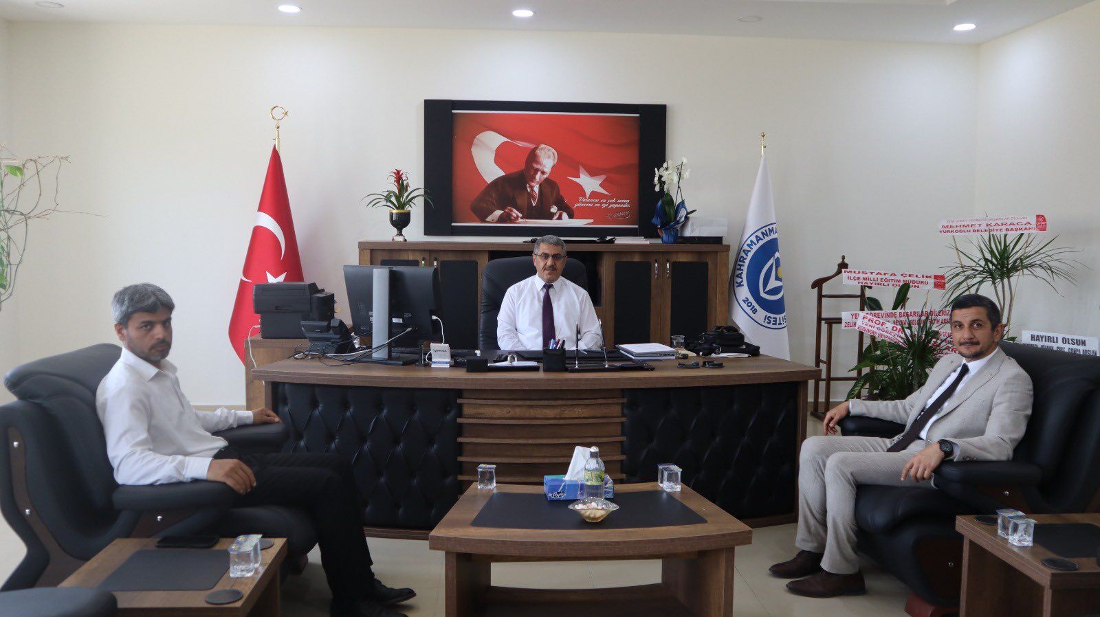 Gr9Xk X X I A A Jn Y W