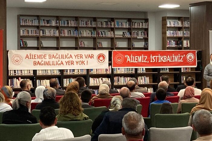 Afşin’de “Yeniden Aileye Sığınmak” Konferansına Yoğun İlgi1